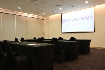 Wyndham Concepcion Pettra