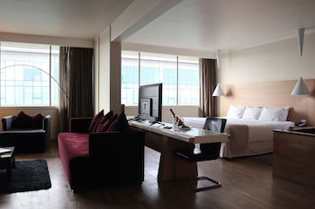 Wyndham Concepcion Pettra