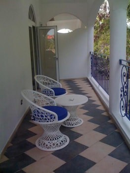 Hotel Villa Capri Salon & Spa
