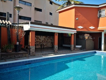 Hotel Villa Capri Salon & Spa