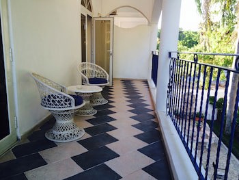 Hotel Villa Capri Salon & Spa
