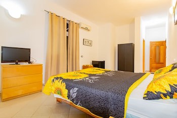 Hotel Villa Capri Salon & Spa