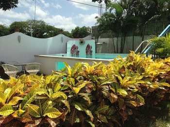 Hotel Villa Capri Salon & Spa