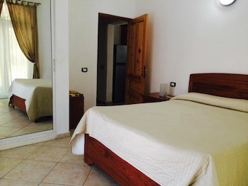 Hotel Villa Capri Salon & Spa