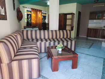 Hotel Villa Capri Salon & Spa