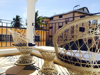 Hotel Villa Capri Salon & Spa