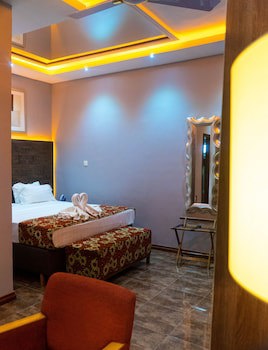 Grand Casamora