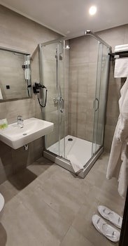 Bontiak Hotel
