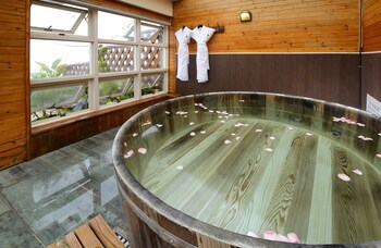 The Chitou Lemidi Hotel