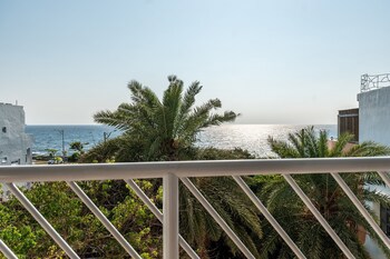 El Puerto Hotel