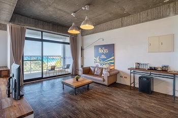 El Puerto Hotel