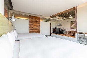 El Puerto Hotel