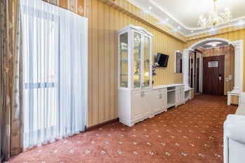 Regency Hotel