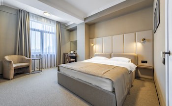 Regency Hotel