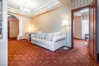 Regency Hotel