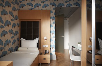 Amadi Park Hotel