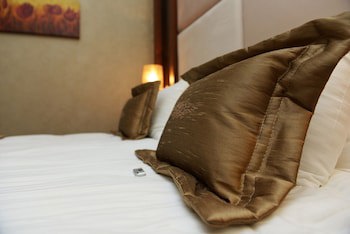 Grand Hotel Downtown
