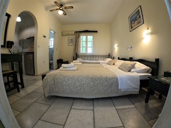Studios Vrettos