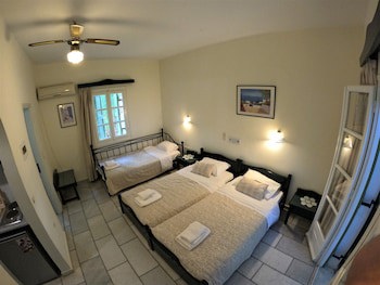 Studios Vrettos