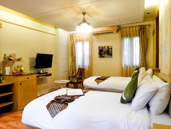 Vartika Resovilla Kuiburi Beach Resort And Villas