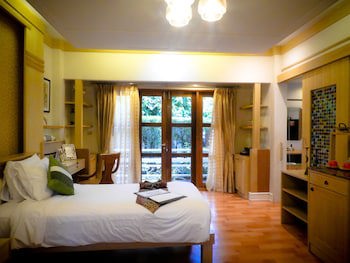 Vartika Resovilla Kuiburi Beach Resort And Villas