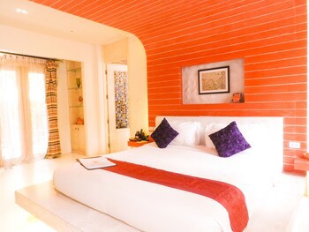 Vartika Resovilla Kuiburi Beach Resort And Villas