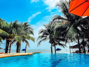 Vartika Resovilla Kuiburi Beach Resort And Villas
