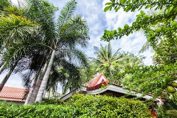 Vartika Resovilla Kuiburi Beach Resort And Villas