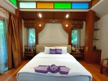 Vartika Resovilla Kuiburi Beach Resort And Villas