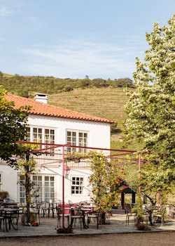 Quinta Nova Luxury Winery House