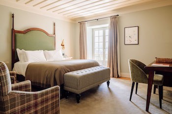 Quinta Nova Luxury Winery House