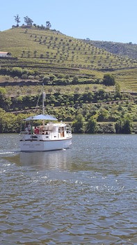 Quinta Nova Luxury Winery House