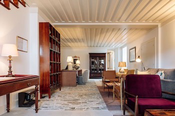 Quinta Nova Luxury Winery House