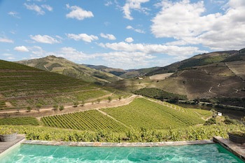 Quinta Nova Luxury Winery House