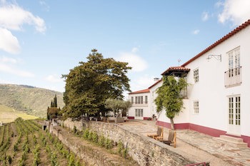 Quinta Nova Luxury Winery House