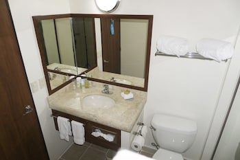 Hampton Inn By Hilton San Juan Del Rio