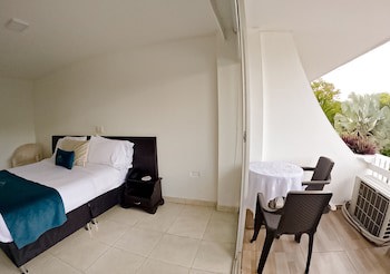 Hotel Del Llano