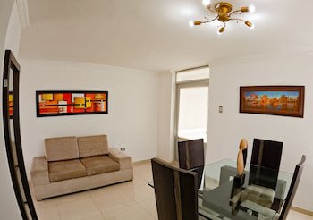 Hotel Del Llano
