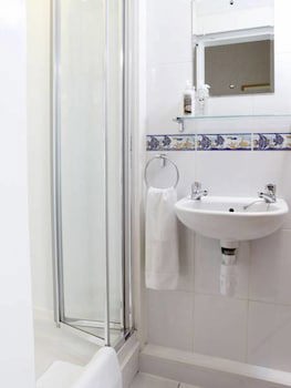 Abbotsford Guest House