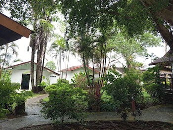 Faye Orchid Resort
