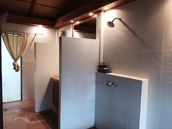 Faye Orchid Resort