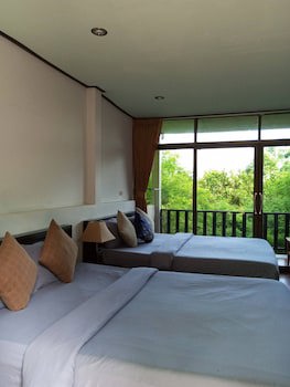 Faye Orchid Resort