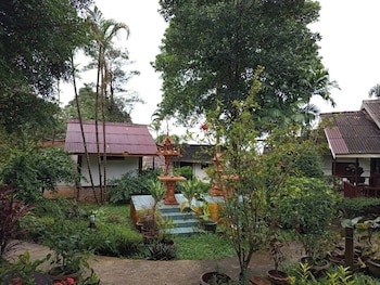 Faye Orchid Resort