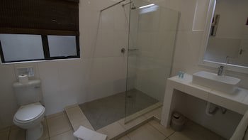 Emdoneni Lodge