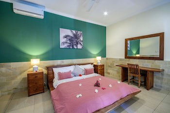 Kelapa Villas
