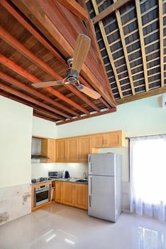 Kelapa Villas