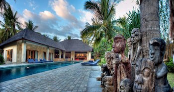 Kelapa Villas