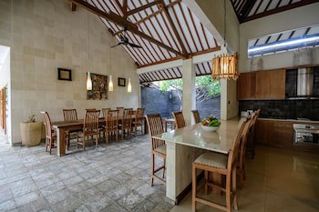 Kelapa Villas