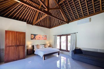 Kelapa Villas
