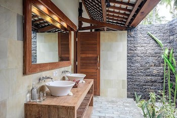 Kelapa Villas